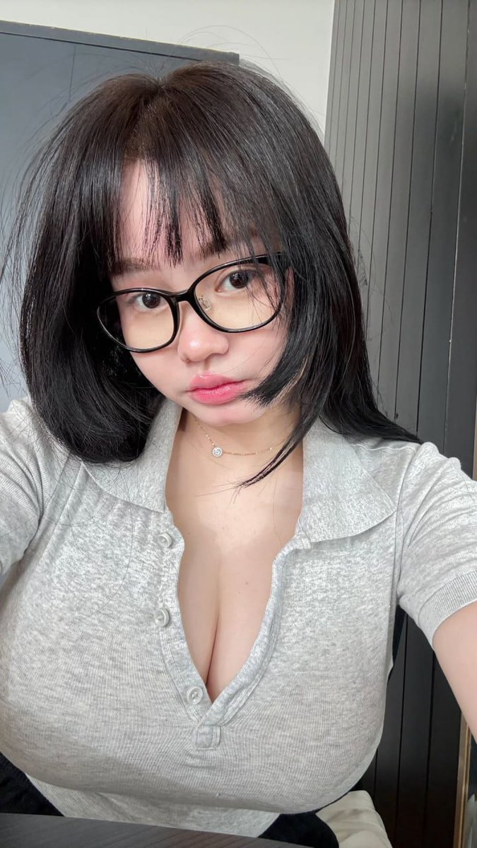 lucriziaa's tweet photo. Tokyo Exclusive NEW UPDATE https://t.co/I9gMV6Gzld