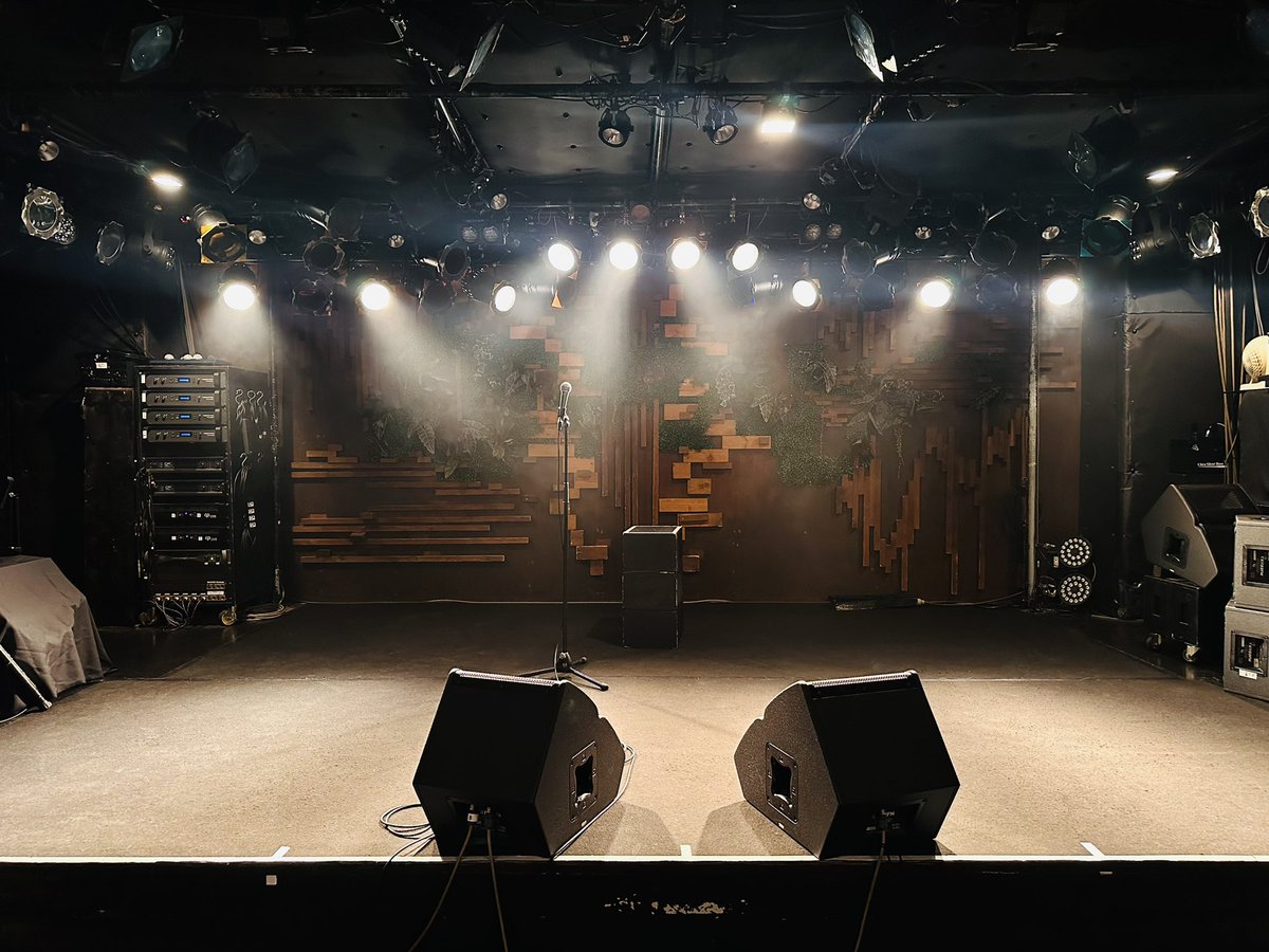 LiveonLive_LOL's tweet photo. まもなく、
【LIVE onLIVE vol.33】スタートです！

みなさんに楽しんでいただける時間をお届けします❤️‍🔥

#LIVEonLIVE https://t.co/b3SIret59h