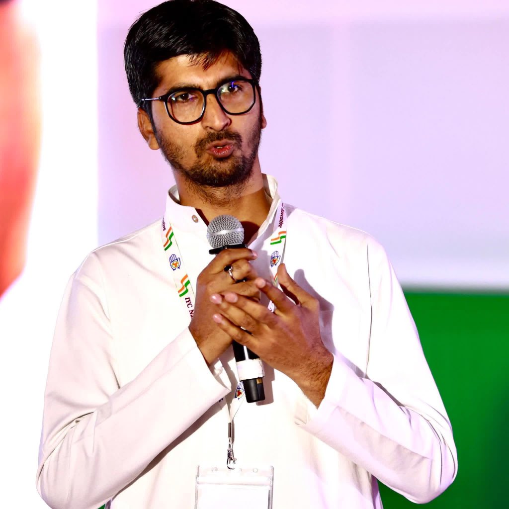 भारतीय युवा कांग्रेस के पूर्व राष्ट्रीय महासचिव एवं छतीसगढ़ युवा कांग्रेस के पूर्व प्रदेश अध्यक्ष श्री पूर्णचंद्र कोको पाढ़ी जी को जन्मदिवस की हार्दिक बधाई व शुभकामनाएं। <a href="/Cocopadhi/">Purnchandra Padhi/Coco</a>