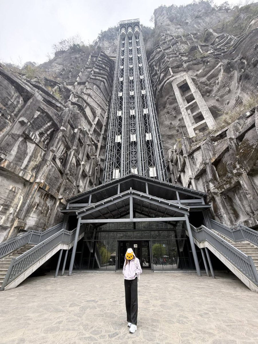 SecretAY1st's tweet image. มีนาแล้ว แล้วเมื่อไหร่จะมีหมาเด็กเป็นของตัวเอง🤣🐶😺
#chongqing #day4