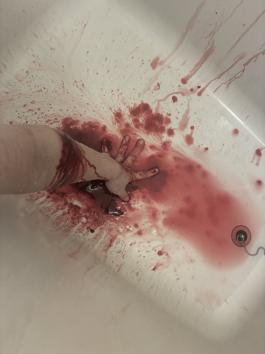 りふ (医療保護入院中) tweet media