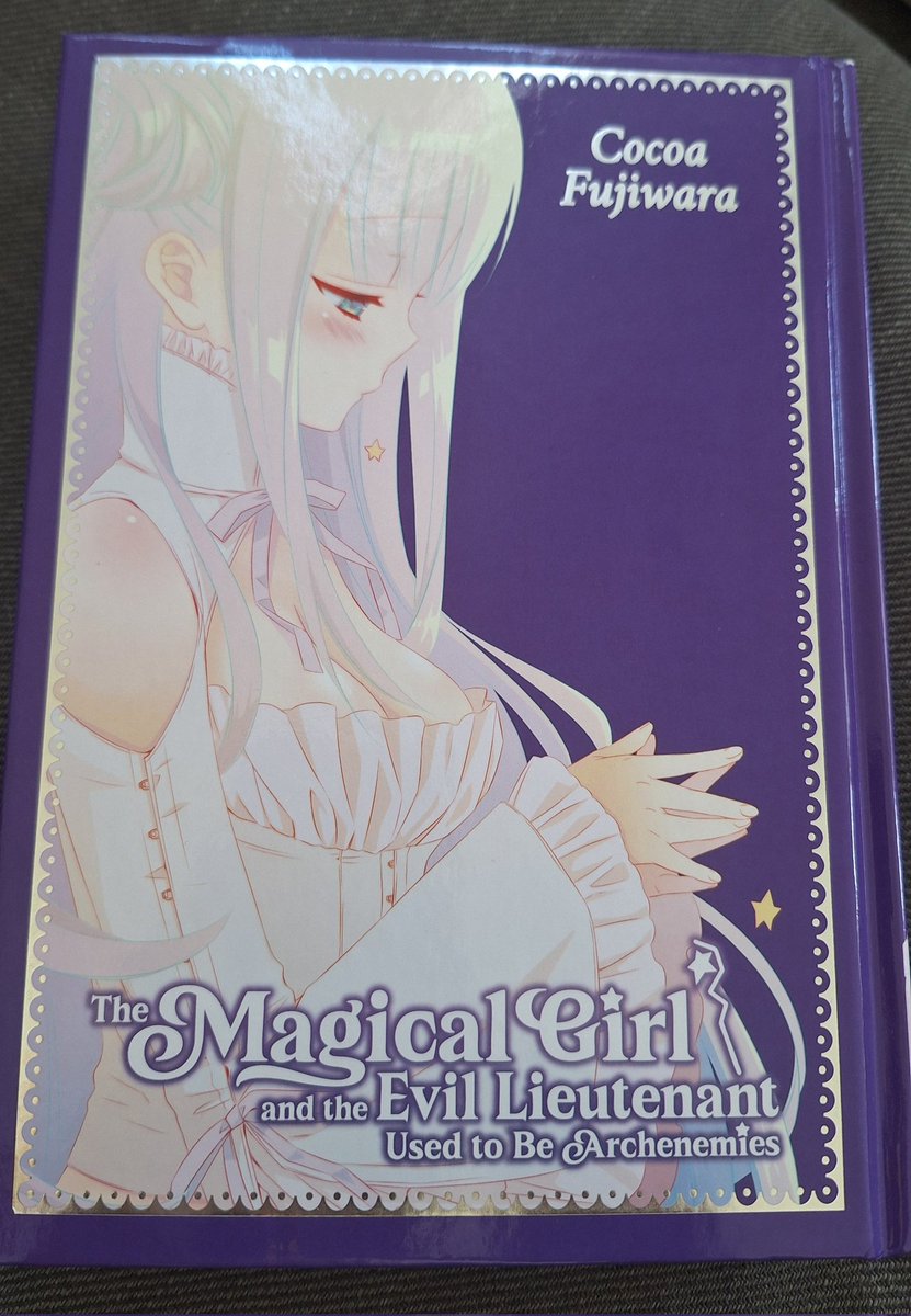 So ein niedlicher und unterhaltsamer Titel, es ist so schade, dass er für immer unvollendet bleibt🥲

Der Anime ist auch sehr sehenswert, Bones hat da gezaubert und ist dem Werk mehr als gerecht geworden