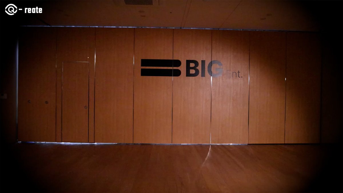 Off_the_QE tweet media