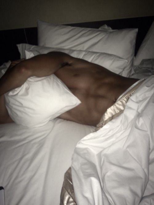 ✪ 𝐁𝐮𝐜𝐤𝐲 𝐁𝐚𝐫𝐧𝐞𝐬 (𝐏𝐚𝐫𝐨𝐝𝐲) tweet media