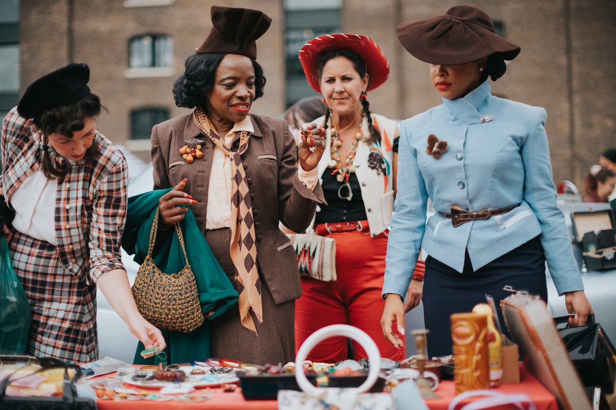 The Classic Car Boot tweet media