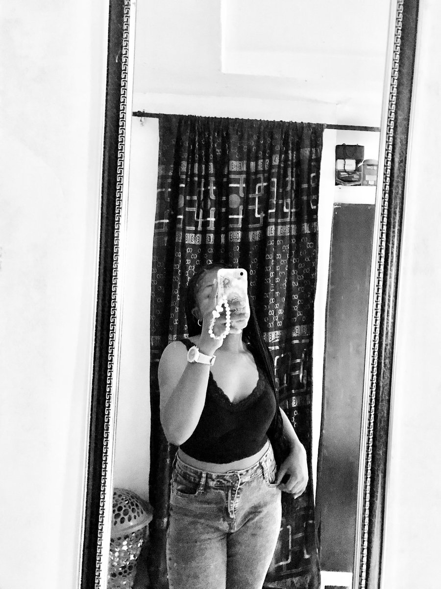 Divine 🧚🏼 (@igbo_chinese1) on Twitter photo 