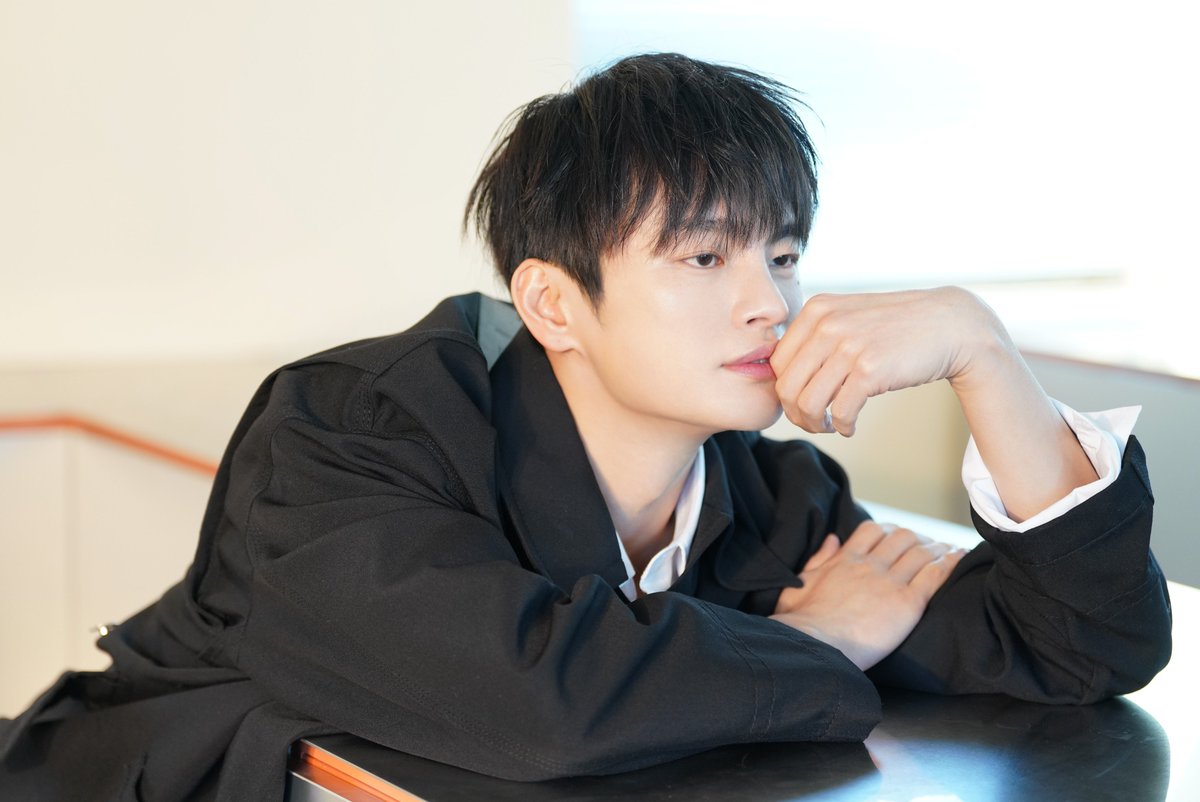 storyjcompany's tweet photo. [#📝]
3월의 서인국, 제출합니다.💟

📸https://t.co/W0Ep0L6wng

#서인국 #SeoInGuk #ソ・イングク @Whatsup_Inguk
#넷플릭스 #NETFLIX 
#월간남친 #BoyfriendOnDemand #박경남 #구영일
#싱글즈 #SINGLES #화보 #비하인드
#스토리제이컴퍼니 #Storyjcompany #네이버블로그 https://t.co/La4bt7bT9i
