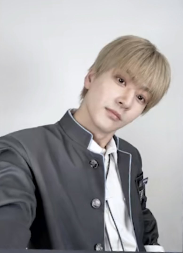 ☽(つき) tweet media