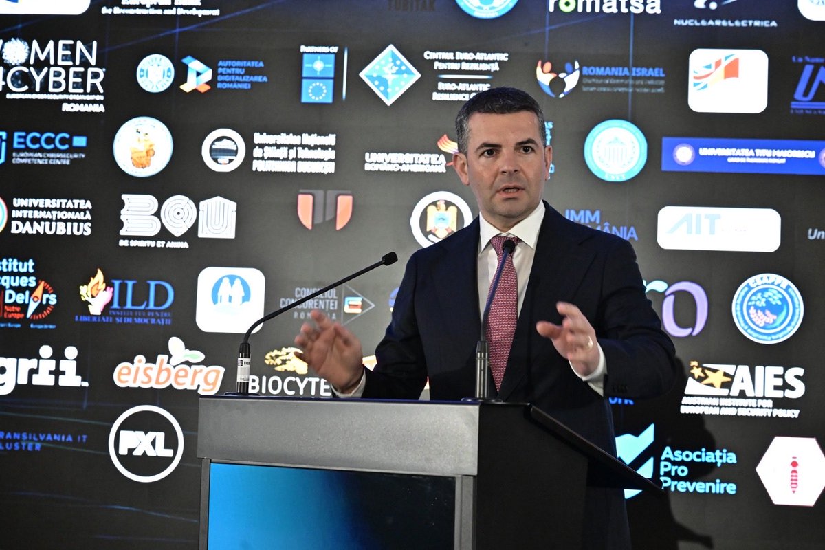 aricegovro's tweet photo. Președintele #arice Daniel CONSTANTIN speaker la #Digital #Innovation Summit Bucuresti #investitii #promovareexport https://t.co/kAIFgzKazT