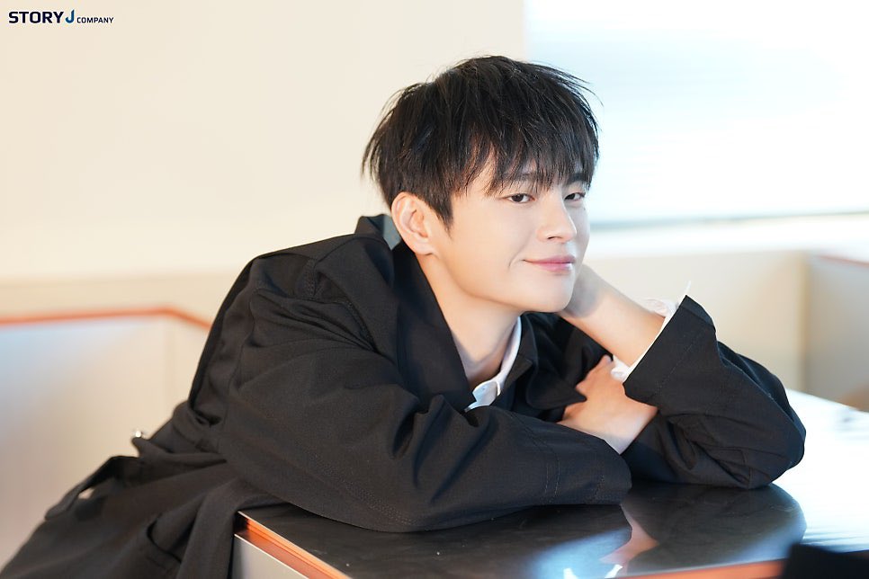cheery_time's tweet photo. 이 착장 취향 https://t.co/pYkQM05fCr