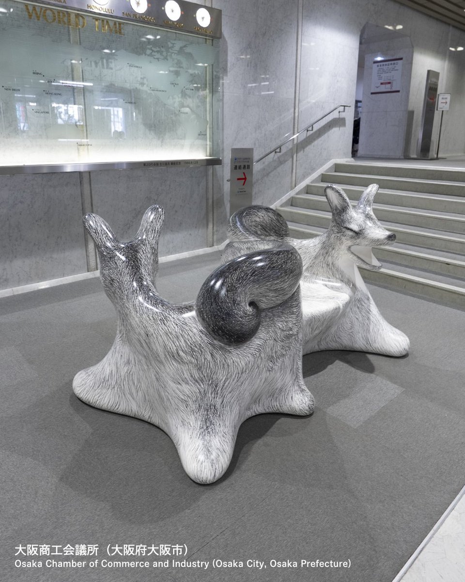 expo2025japan's tweet photo. #PostEXPO2025 News✉
┈┈┈ ⠢⠔ ┈┈┈┈┈┈┈
#OsakaHealthcarePavilion ’s Wolf Benches were loved by visitors🐺

These benches have now left Yumeshima and are waiting to see you all again in their new homes🌸

#EXPO2025 https://t.co/qN0LuClJKi