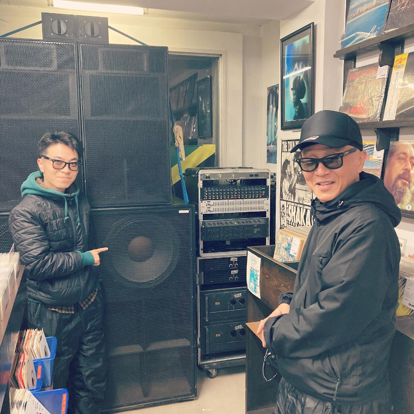 Kazuki_cocoisle's tweet photo. 📢📢📢
#atCocoisle !! 🙌
kush_yb san 🔥
gaxi_high_grade san 🔥
【 #サウンドシステム メンテナンスのお知らせ 】
(1)パラメトリック・イコライザー(Parametric EQ)導入
(2)アンプ・ラックを新調
.
.
#kawamotoaudio x #cocoislemusicmarket
… https://t.co/iPSCver2pa https://t.co/lCD5DhZrM8