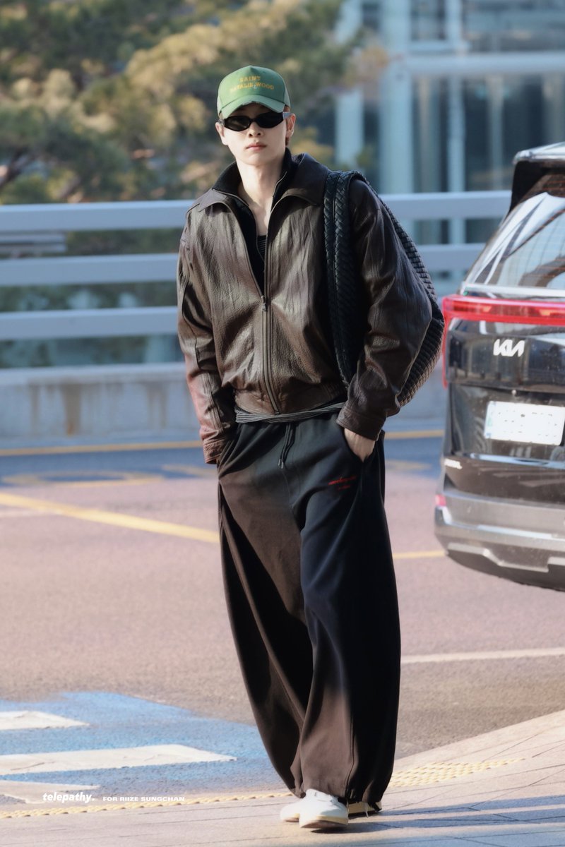 𝐭𝐞𝐥𝐞𝐩𝐚𝐭𝐡𝐲. tweet media