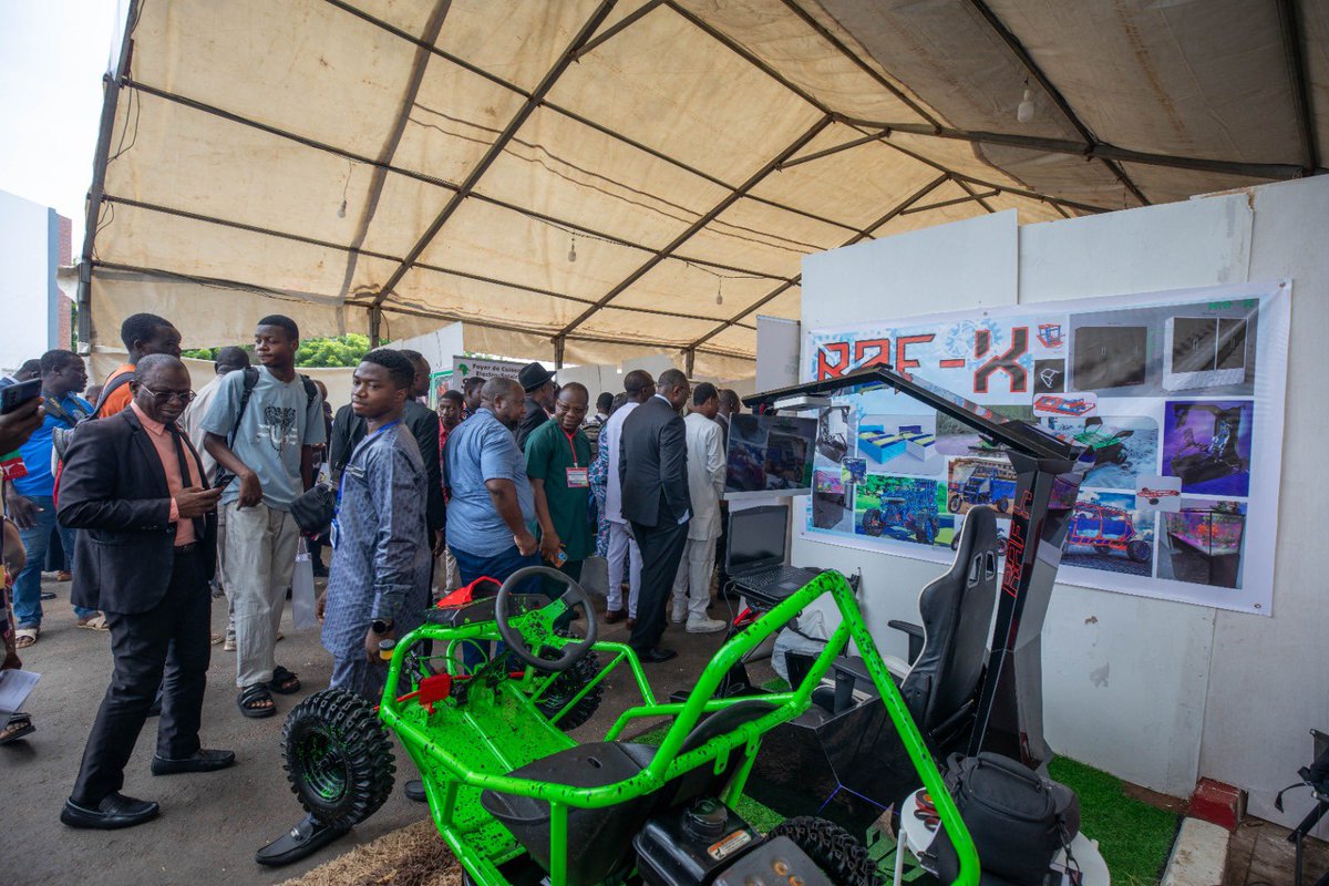 officielccitogo's tweet photo. La 1ère édition de la Foire des Inventions et Innovations du Togo (#F2ITogo) a ouvert ses portes à l’Université de Lomé. initiative de la #CCITogo. Objectif : rapprocher la recherche, l’innovation et l’entreprise pour transformer les inventions en opportunités économiques.
#F2I https://t.co/Eu6s0YPuW4
