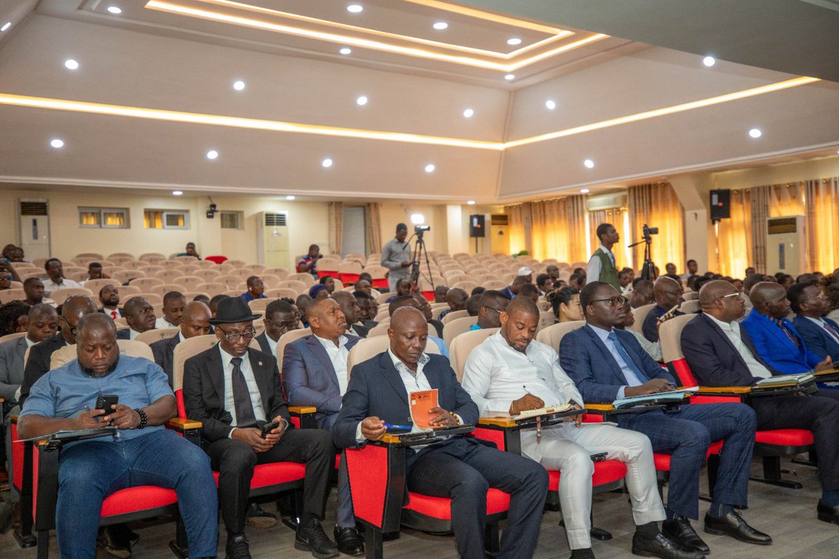 officielccitogo's tweet photo. La 1ère édition de la Foire des Inventions et Innovations du Togo (#F2ITogo) a ouvert ses portes à l’Université de Lomé. initiative de la #CCITogo. Objectif : rapprocher la recherche, l’innovation et l’entreprise pour transformer les inventions en opportunités économiques.
#F2I https://t.co/Eu6s0YPuW4