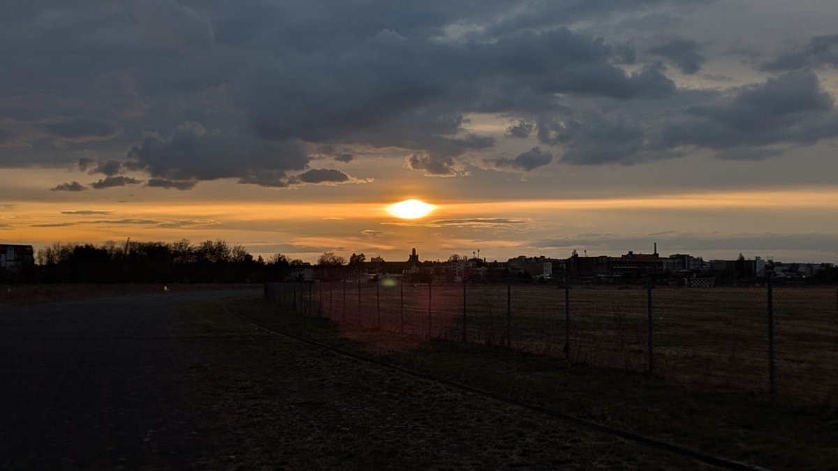 Andreas Schloh tweet media