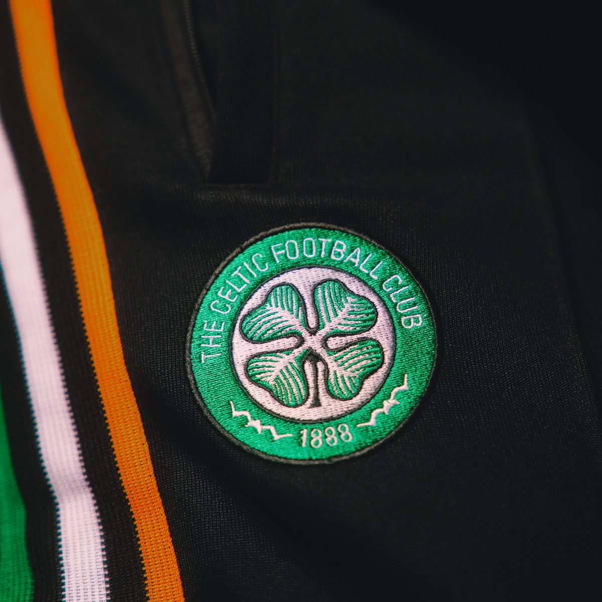 CelticFC's tweet photo. Those details 😍🔎

The new Irish Origins #CelticFC x @adidasoriginals range is available to buy in store and online now 🍀