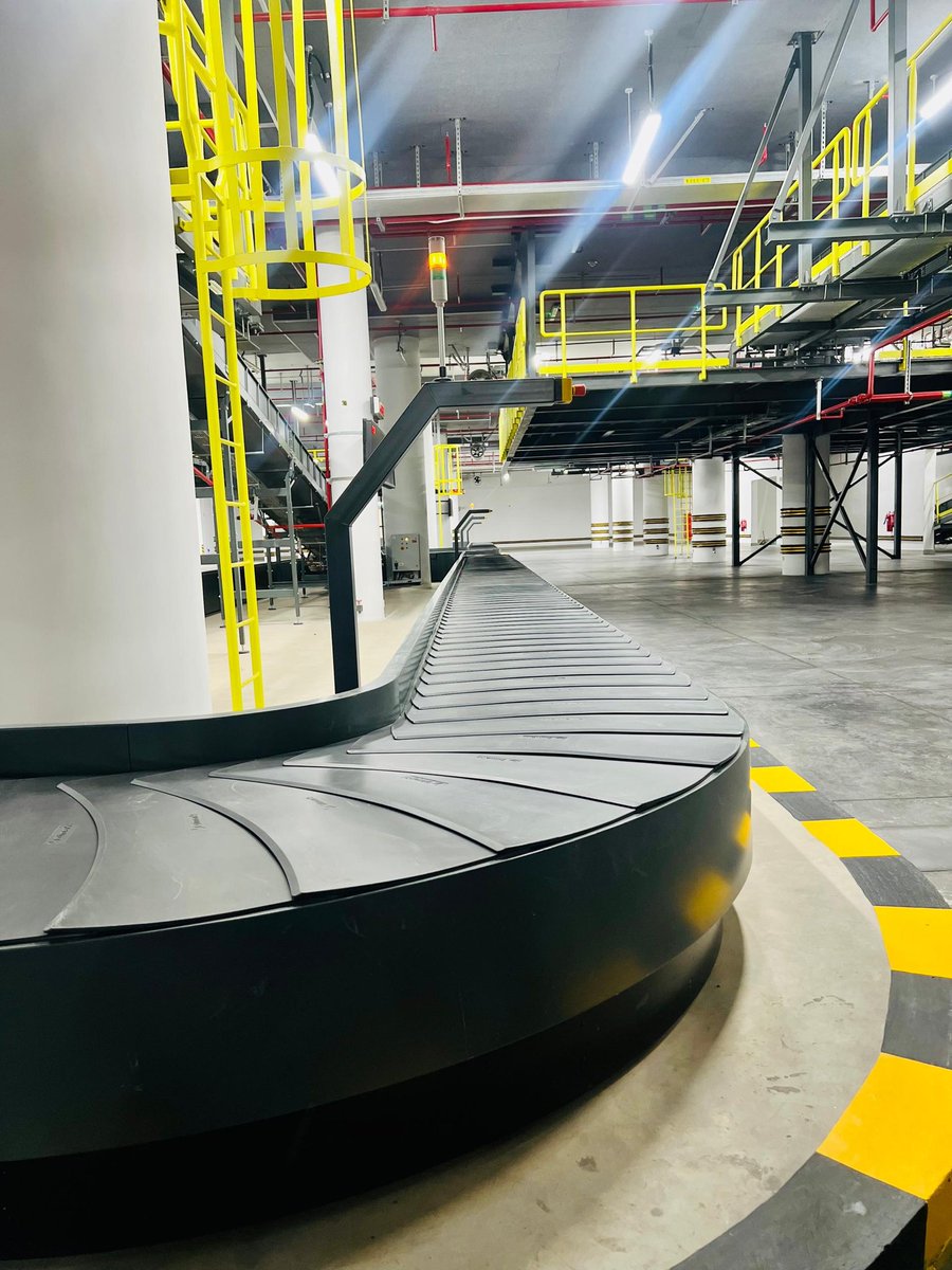 Did you know Entebbe International airport is one the best airports in Africa? Entebbe airport handles 3.5 million passengers annually and with a long target of 5 million passengers by 2029. <a href="/entebbeinternat/">entebbeinternational</a> <a href="/GovUganda/">Government of Uganda</a> <a href="/GCICUganda/">Government Citizen Interaction Centre</a> <a href="/UCC_Official/">UCC</a> #GoldenPosts