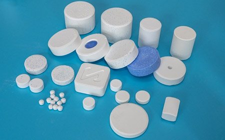 QingdaoTHOR's tweet image. 🔬 Quality Starts Long Before the Product Leaves the Factory
In the chemical industry, consistency doesn’t happen by accident. It comes from careful testing and strict control throughout the production process.
#WaterTreatment #PoolChemicals #QualityControl