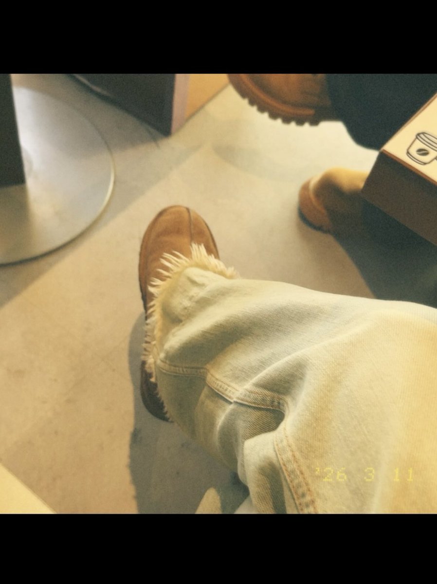 𝘬𝘺𝘰. tweet media