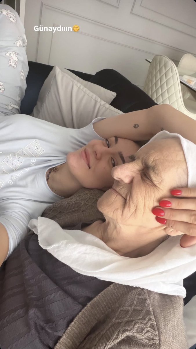 Quanta dolcezza di prima mattina 🥰♥️🫠 🌞 #Zehra