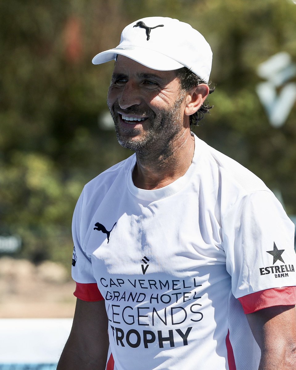 Legends Trophy tweet media