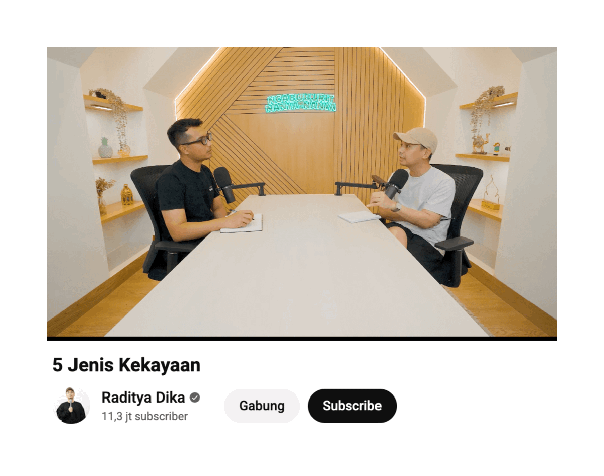 100 Juta Pertama tweet media