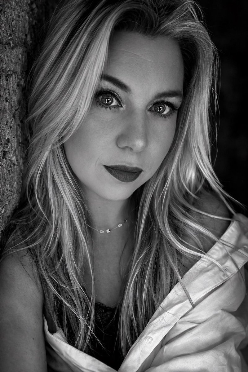 Mo_niq01 tweet media