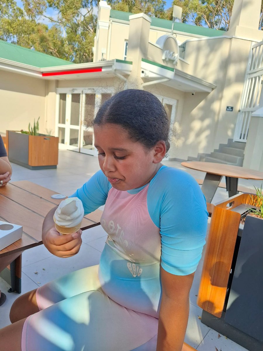 Tiffany Lee tweet media