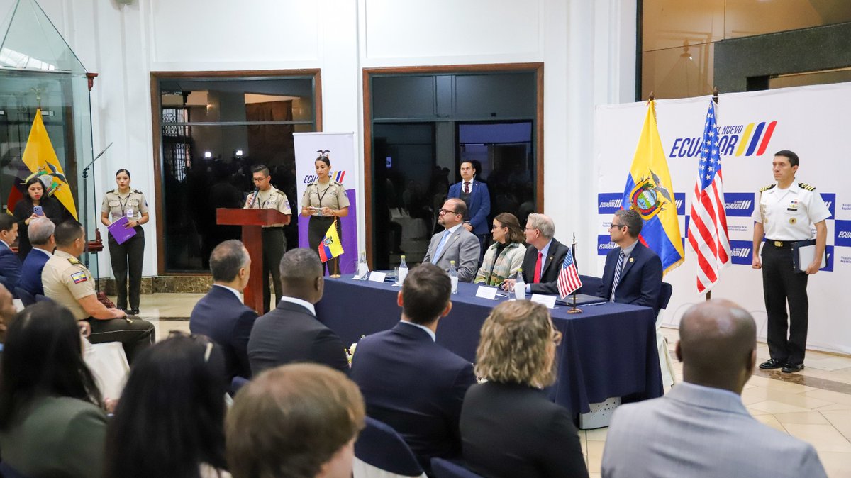 Vicepresidencia tweet media