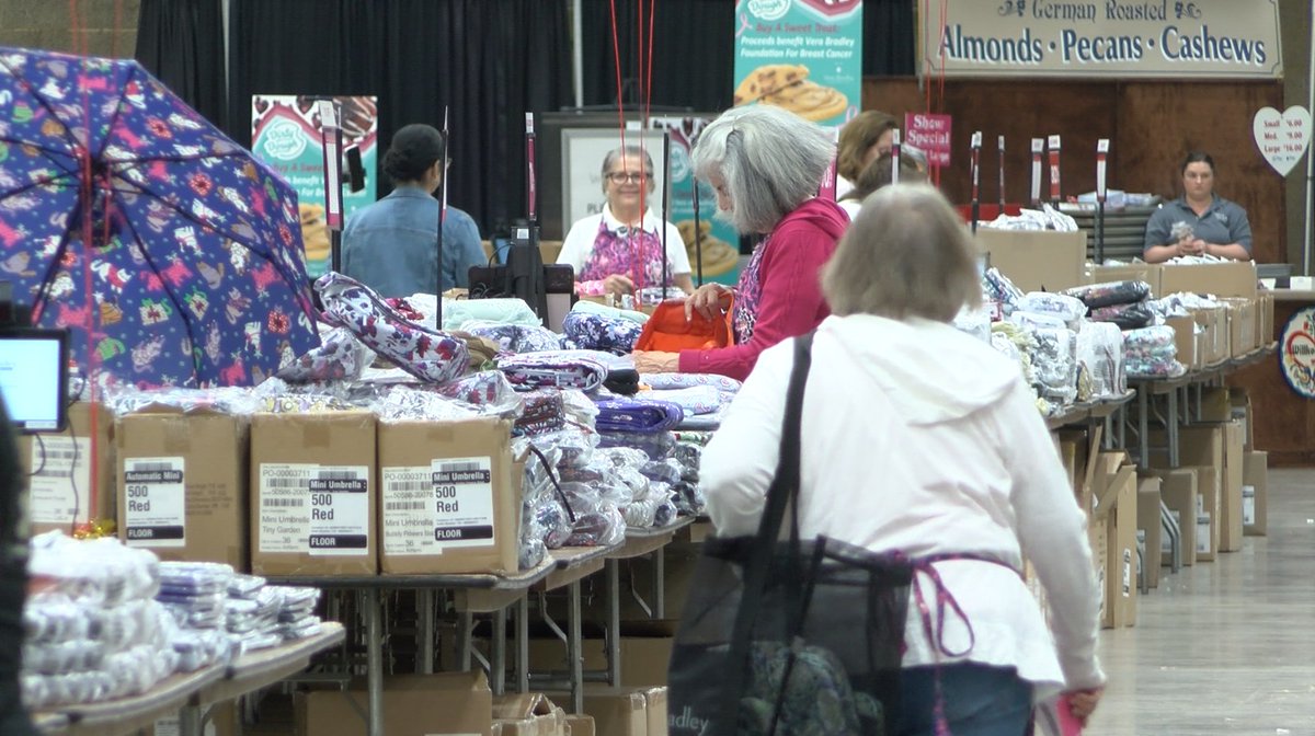 ABC21WPTA's tweet photo. BREAKING: The Vera Bradley Outlet Sale has been called off for 2026. The popular Fort Wayne event is typically held each spring. 

DETAILS: https://t.co/8YnFz9Sn3G https://t.co/jK696T2r9C