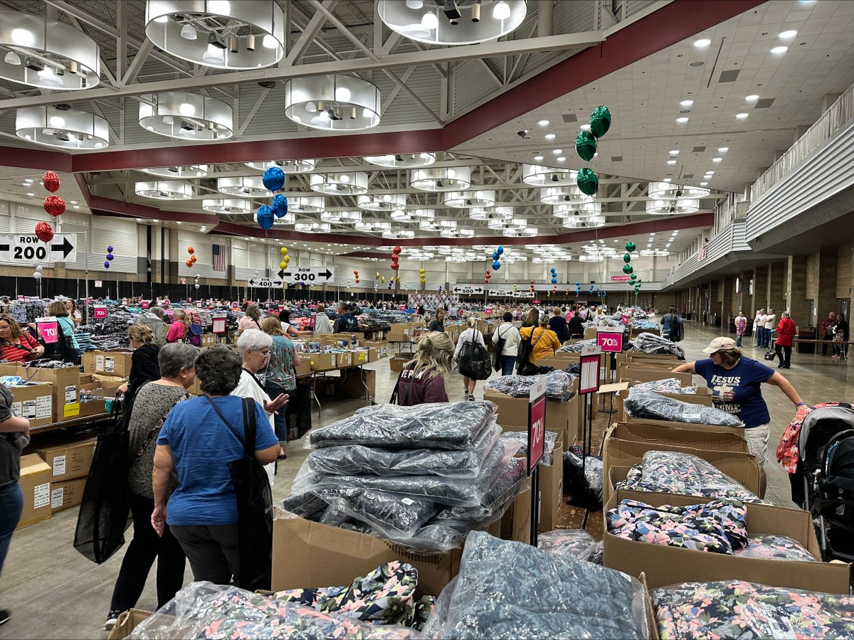 ABC21WPTA's tweet photo. BREAKING: The Vera Bradley Outlet Sale has been called off for 2026. The popular Fort Wayne event is typically held each spring. 

DETAILS: https://t.co/8YnFz9Sn3G https://t.co/jK696T2r9C