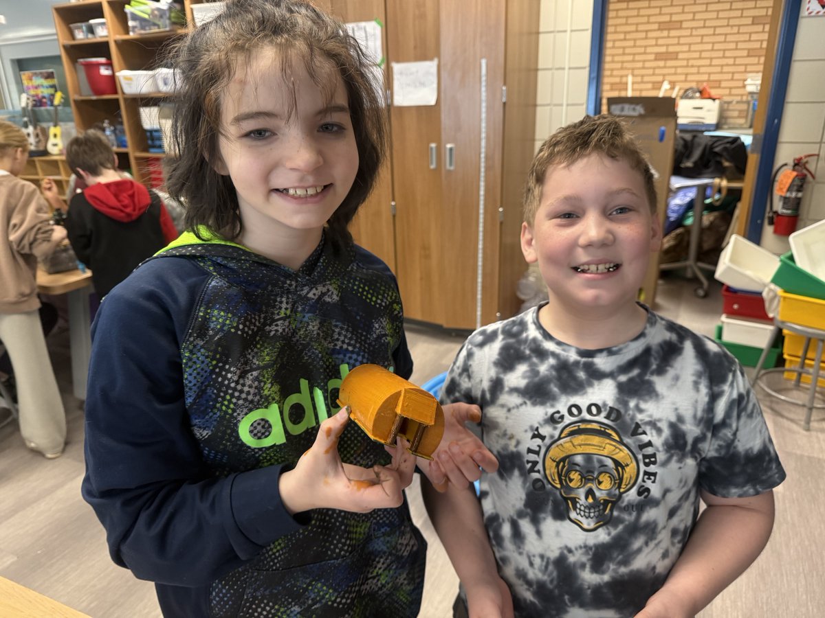 Teach_Innovate's tweet photo. 4th graders are busy painting their 3D printed Native American homes to prepare for their expo. Students researched different tribes to learn what kind of home they lived in. #GoCIGo #STEAM #4thGrade #makerbot ⁦@CISchoolDist⁩ https://t.co/J2mZVE2R1m