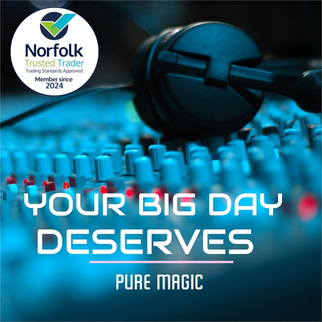 disco_network's tweet photo. 💍 Norfolk brides &amp; grooms — your dancefloor deserves the best.
DJ Tim @ Mobile Disco Network 🏆 50 years experience ⭐ 250+ five-star reviews ✅ Trading Standards Approved 🎵 Zero cancellations. Ever.
Check your date 👇 https://t.co/3MIVeiZIOV
#WeddingDJ #NorfolkWedding #Wedding https://t.co/HwfDIbKShD