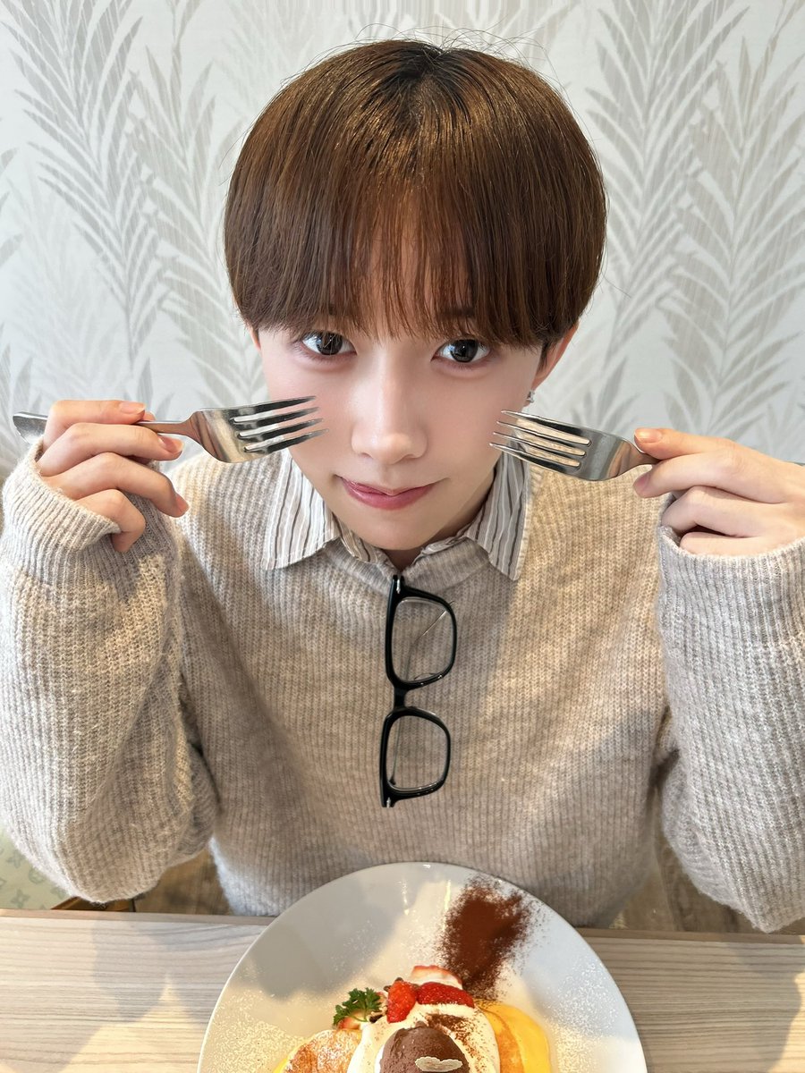 こころ tweet media