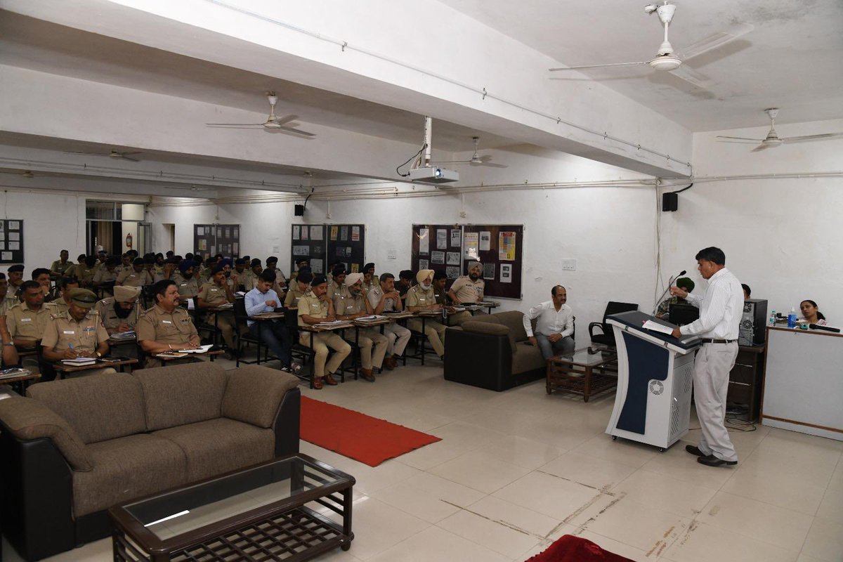 Chandigarh Police #Citizen First tweet media