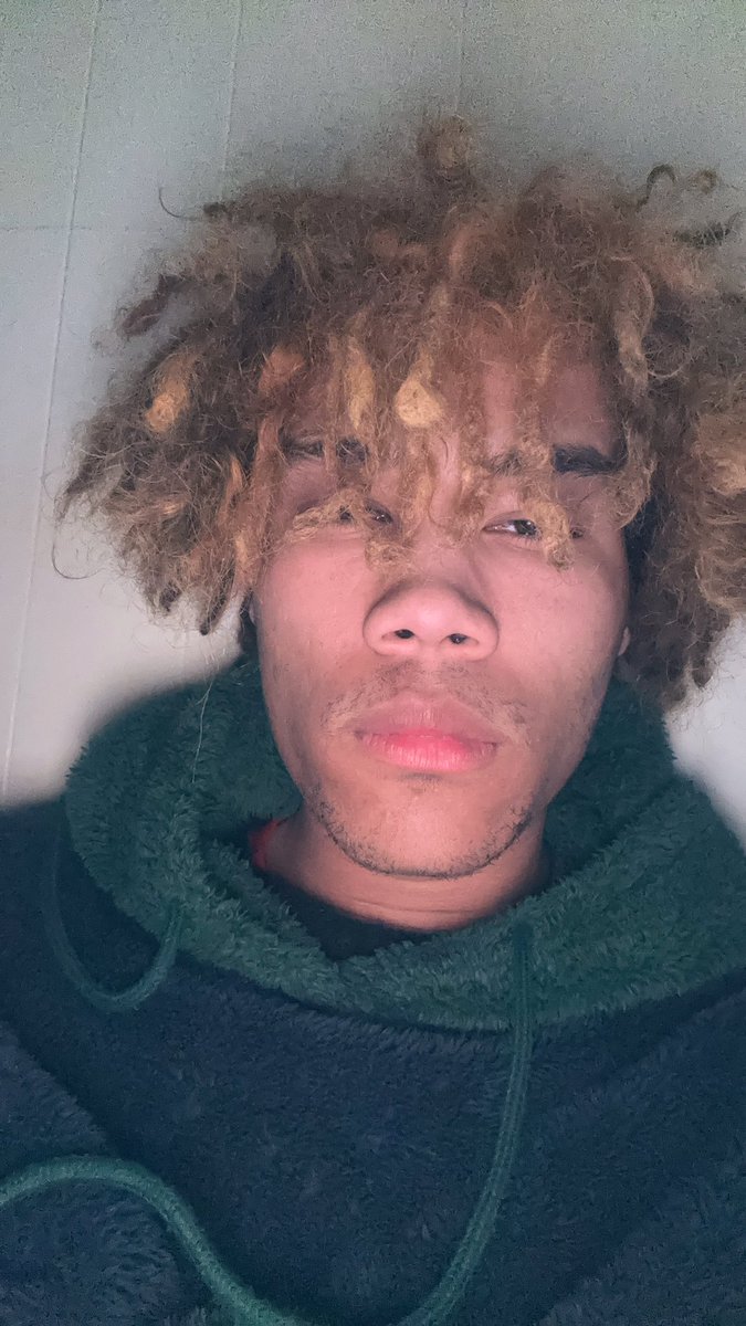 Ongxsh3000's tweet photo. Yo this app is crazy 🐦 #Israël follow bitch nigga https://t.co/3ANSRxSL4w