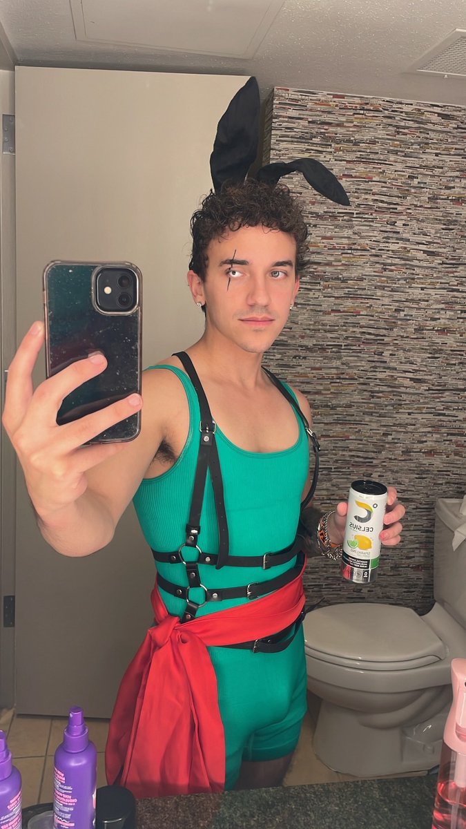 shawnotmendess's tweet photo. Rave https://t.co/s0dTbEhQp2