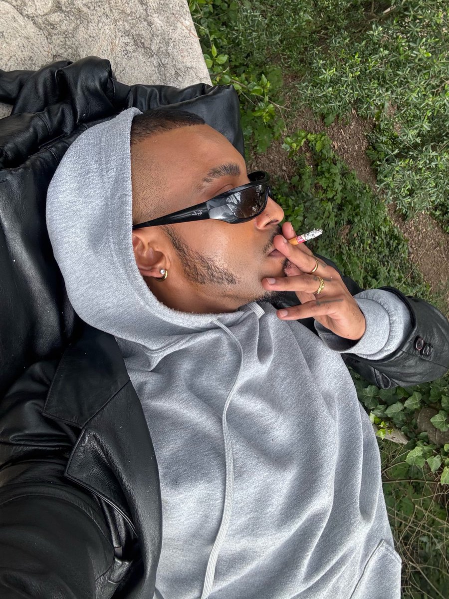 𝐈𝐒𝐀ʹ𝐀𝐇 tweet media