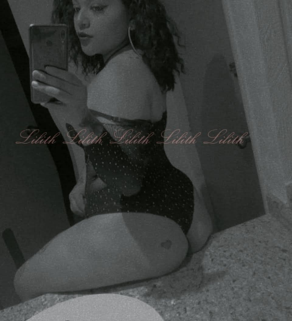 Lilith M. tweet media