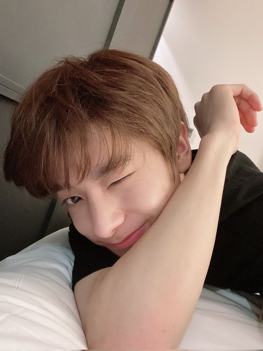 제이크 얼굴 tweet media