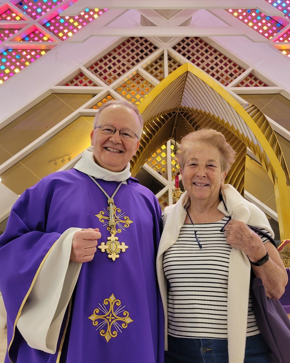 Sanctuaire Notre-Dame de Lourdes tweet media
