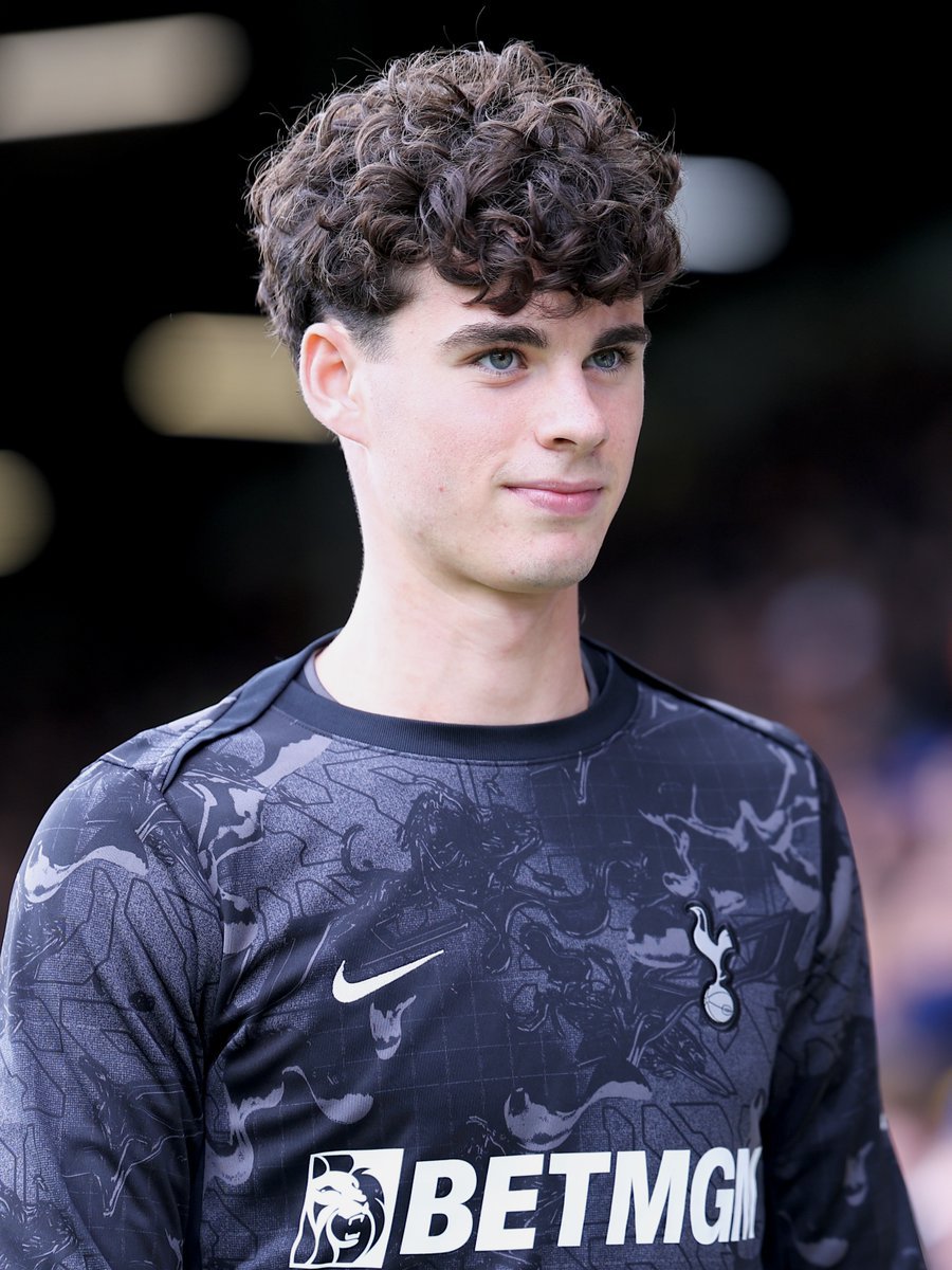 DybalaAndMore's tweet image. Happy birthday Archie Gray 🥰