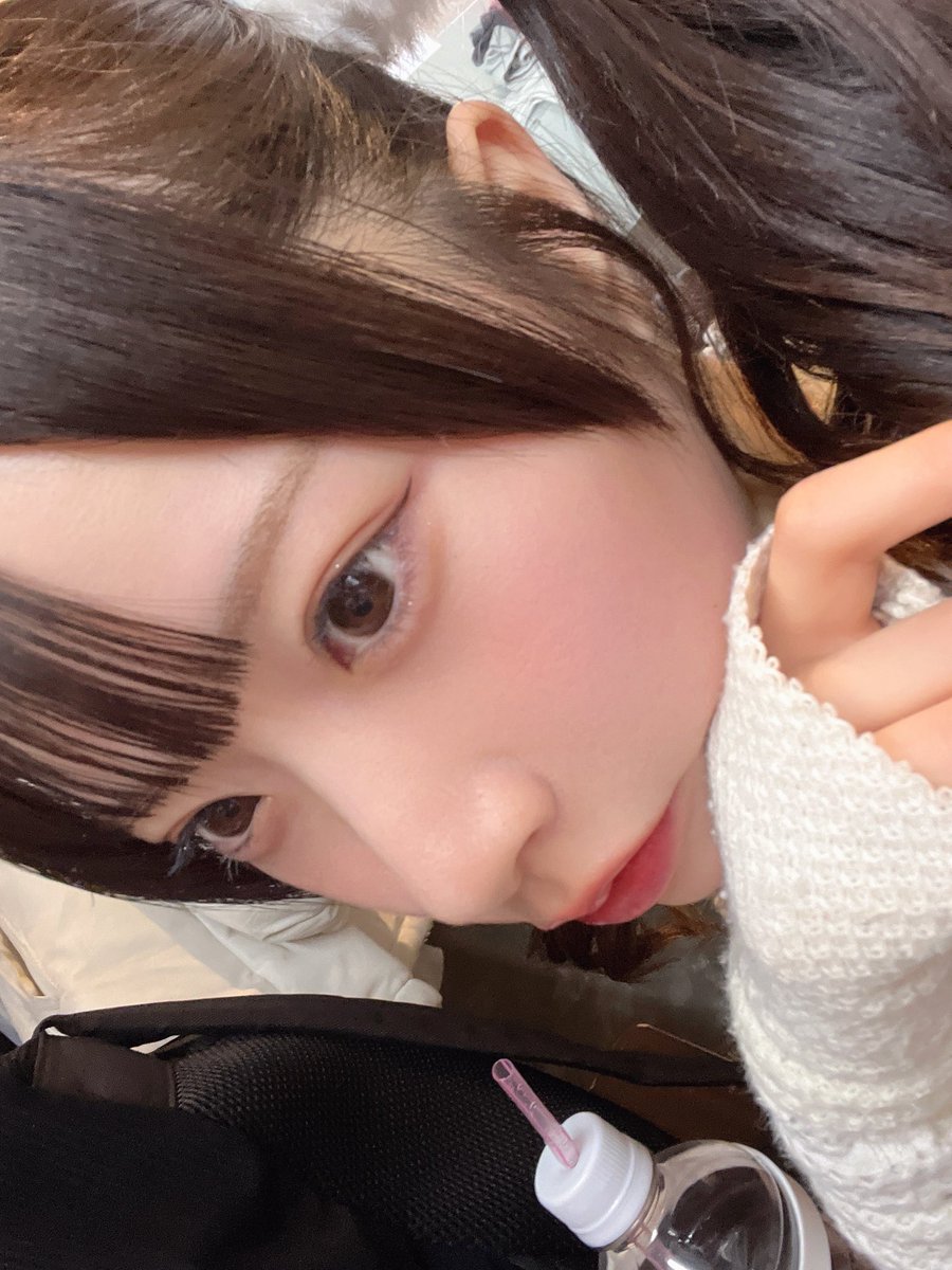 ニキプレありがとう！！
ひっさしぶりの回路！！！！歌もダンスも楽しくて好きなんだなあ(՞`꒳´՞)やれて嬉しい！
明日も近未来会館で遊ぼうねー❣️