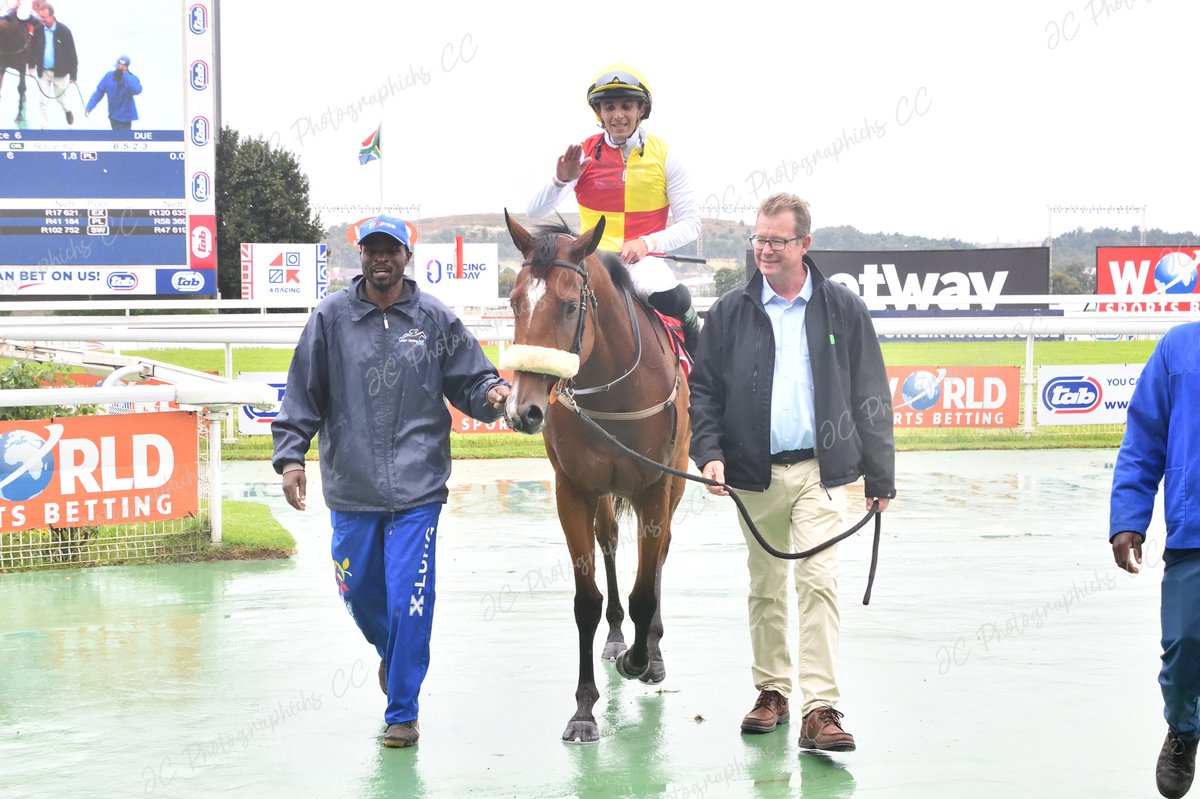 JC Photos 0833908945 tweet media