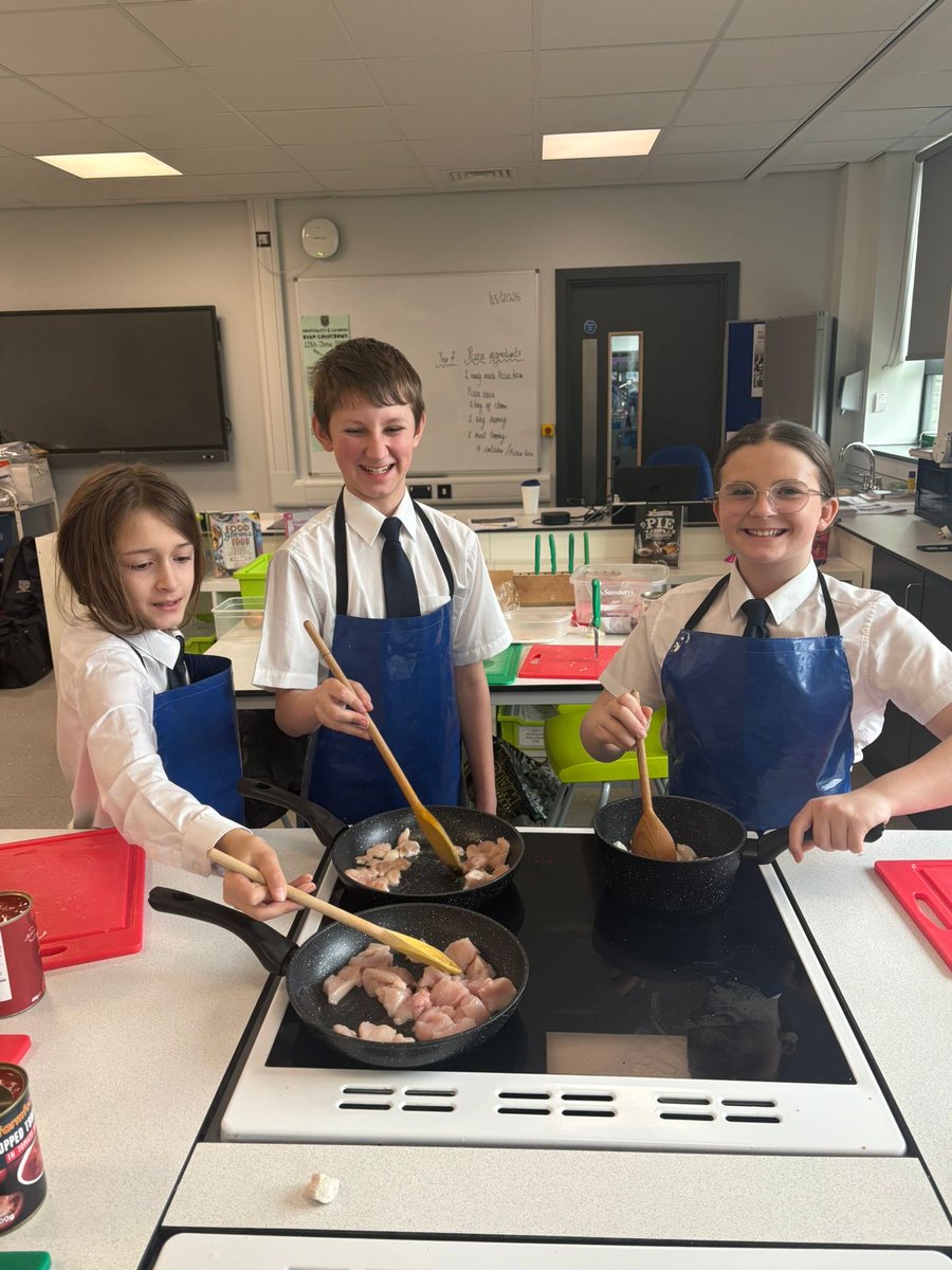 CarletonHigh tweet media