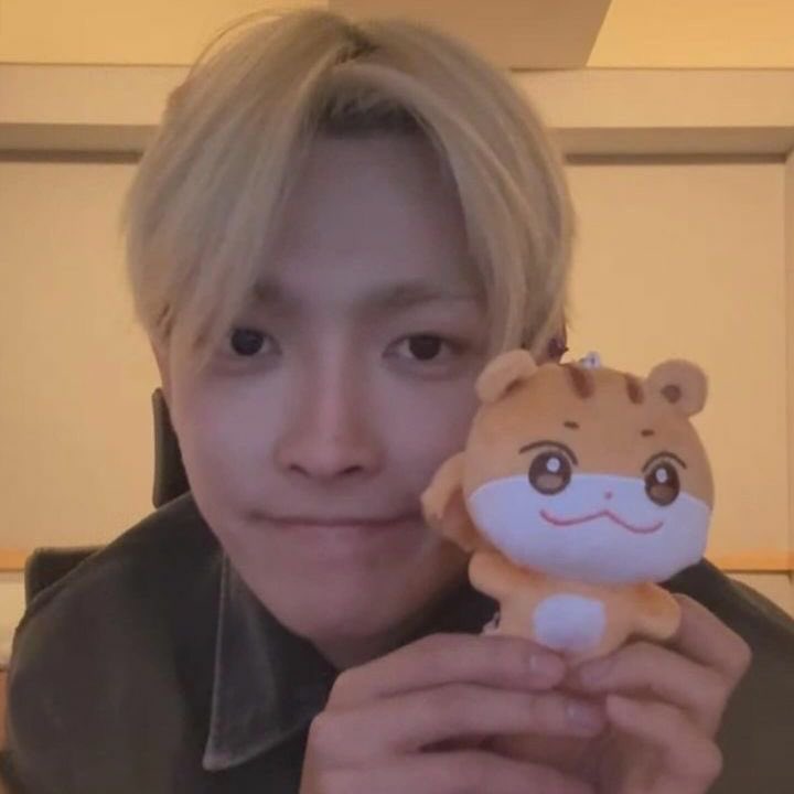 𓂃⋆˖ 홍평삼⊹ tweet media