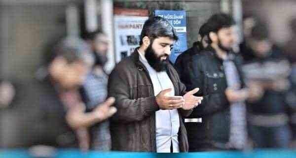 Şehadetinin sene-i devriyesinde 
Şehid inşeAllah Zafer Mert Hoca
19 Mart 1976-12 Mart 2017

Şehidler gerçek başarının Allah'ın sınırlarını çiğnememek olduğunu ispatlayanlan yiğitlerdir.