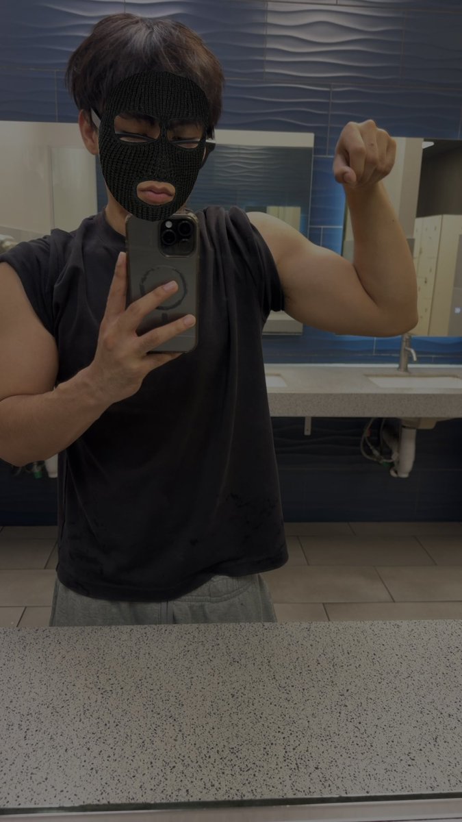 k0fourfit's tweet photo. Arm update lowk https://t.co/tEi1WJvTzj