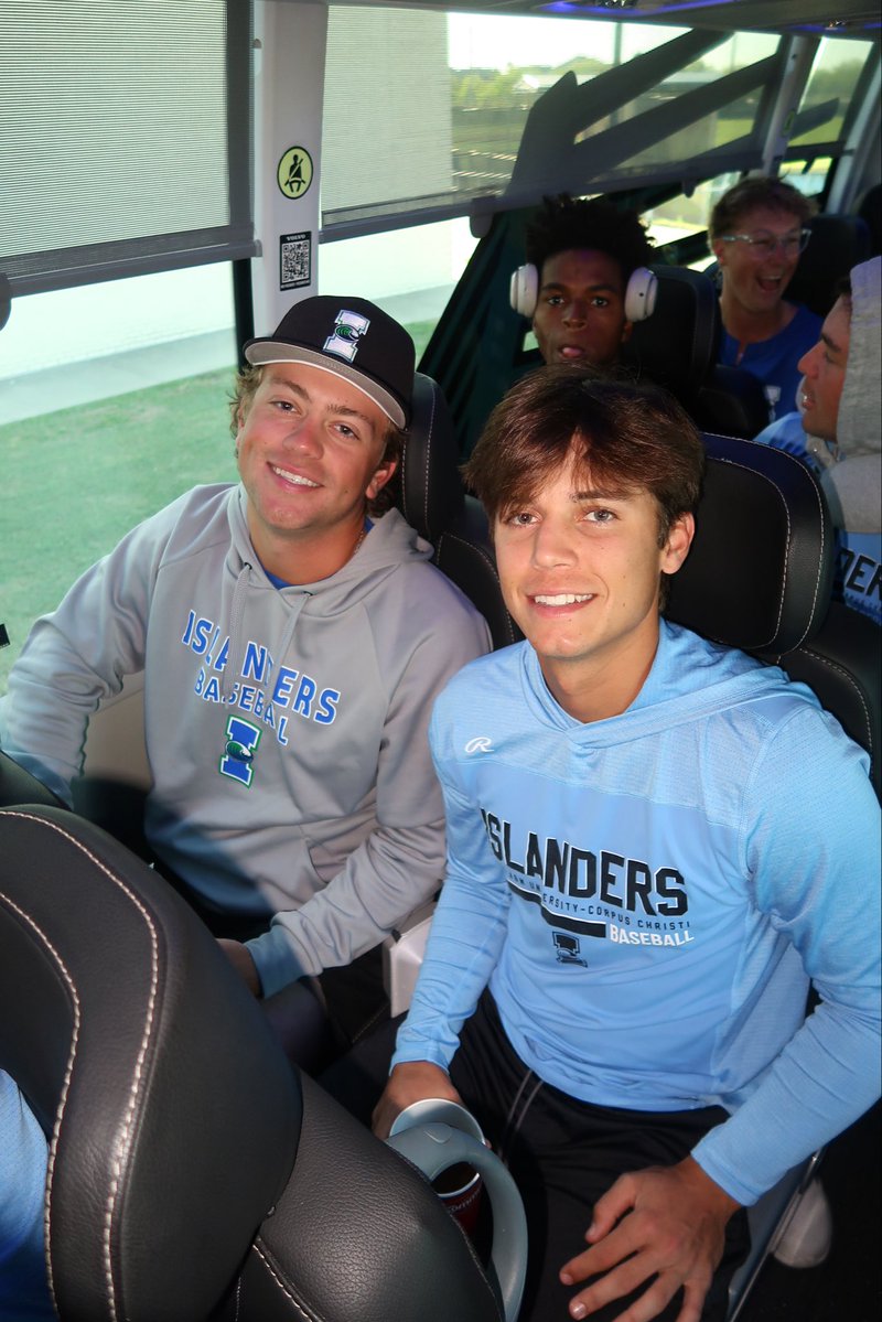 Islanders Baseball tweet media